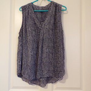 Ann Taylor V-Neck Top L